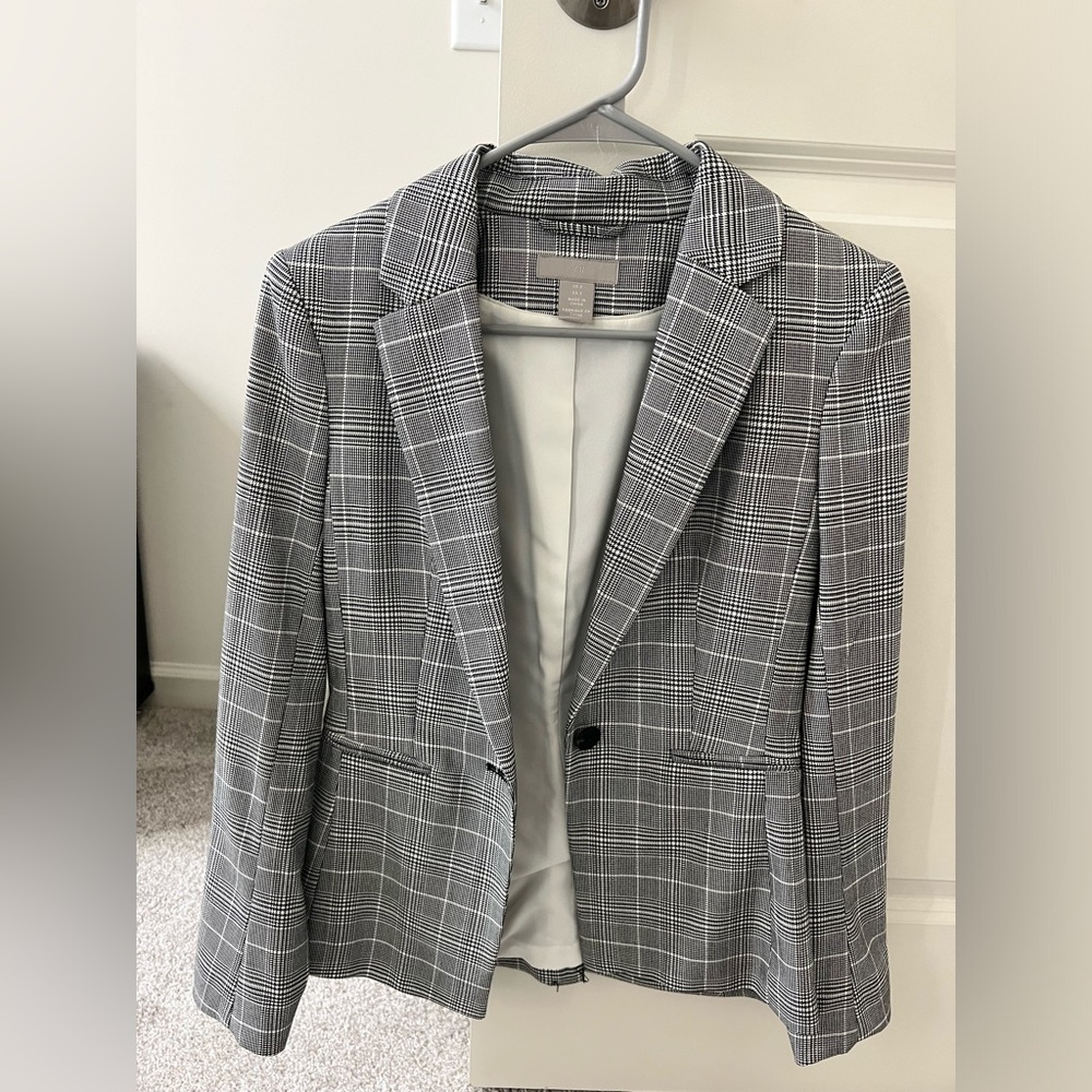 H&M Classic Checkered Blazer
